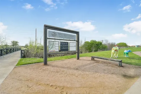 842 Butterfly Garden Trail Richmond TX 77406