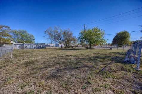 507 South Street Schulenburg TX 78956