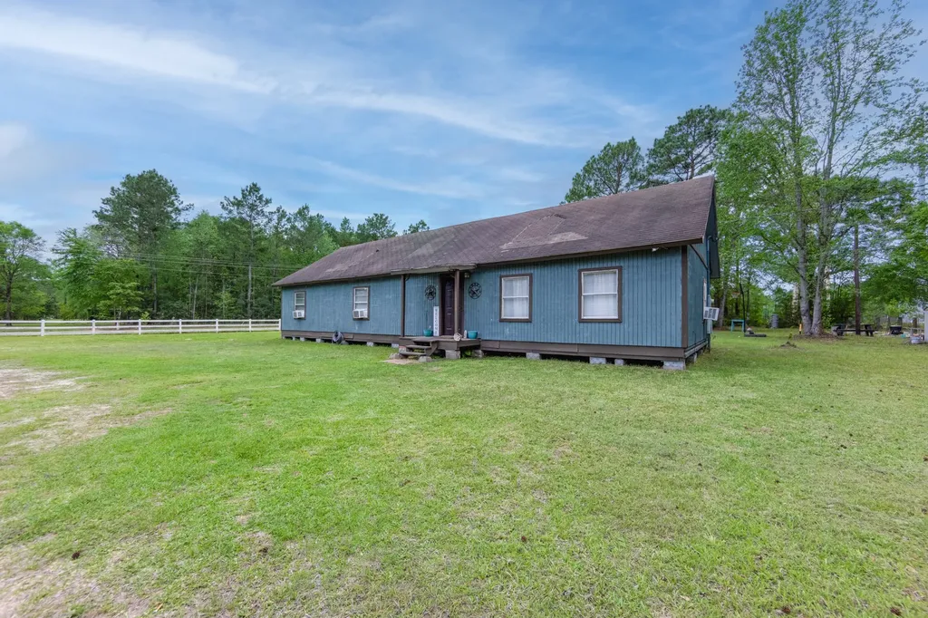 101 Plantation Drive Waller TX 77484