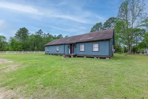 101 Plantation Drive Waller TX 77484