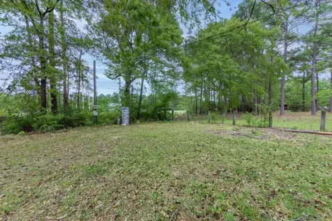 101 Plantation Drive Waller TX 77484