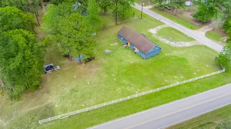 101 Plantation Drive Waller TX 77484