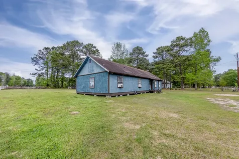 101 Plantation Drive Waller TX 77484