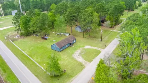 101 Plantation Drive Waller TX 77484