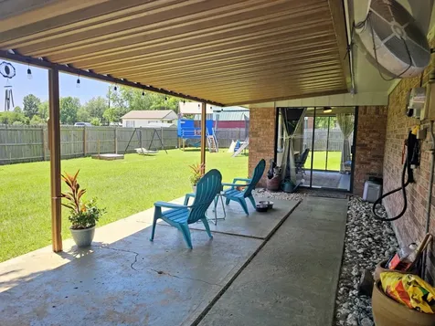 601 Rogers Street Normangee TX 77871