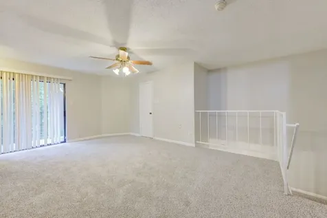2800 Jeanetta Street 1407 Houston TX 77063