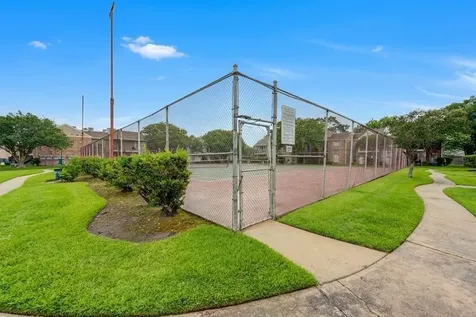 2800 Jeanetta Street 1407 Houston TX 77063