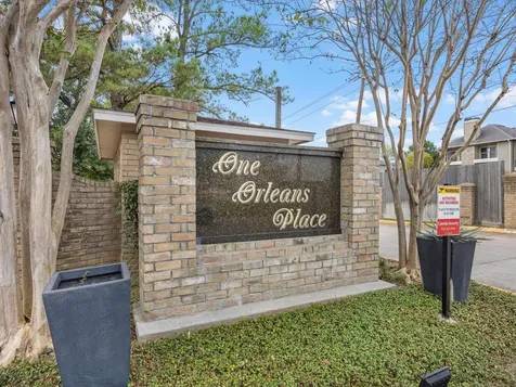 2800 Jeanetta Street 1407 Houston TX 77063