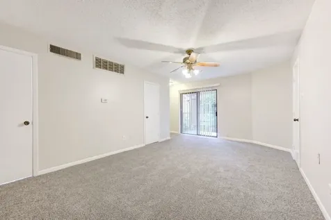 2800 Jeanetta Street 1407 Houston TX 77063
