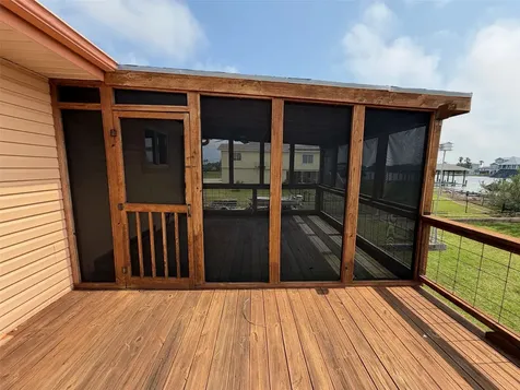 1219 Pilot Lane Galveston TX 77554