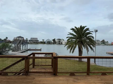 1219 Pilot Lane Galveston TX 77554