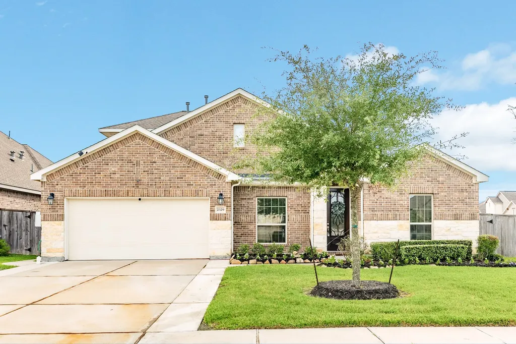 2329 Vineyard Terrace Lane League City TX 77573