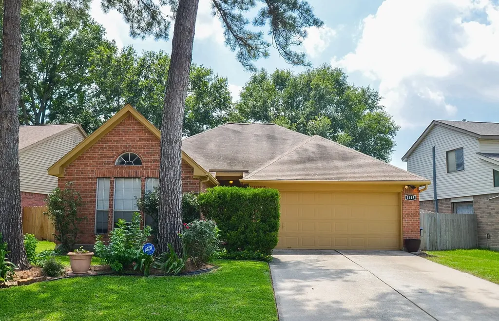 1415 Plumwood Drive Houston TX 77014