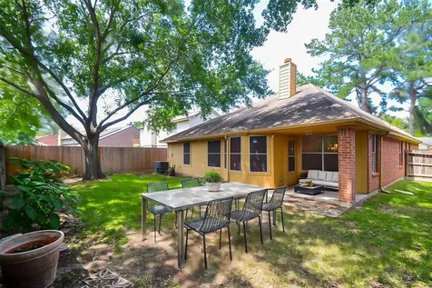 1415 Plumwood Drive Houston TX 77014