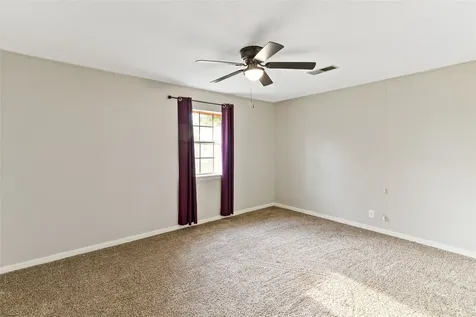 105 Poinciana Street Lake Jackson TX 77566