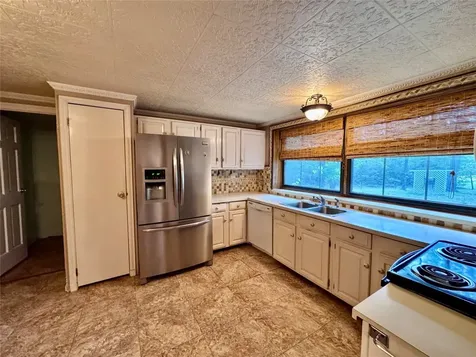 106 Westlake Road Trinity TX 75862
