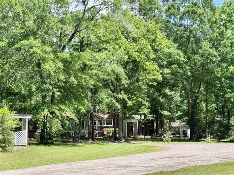 106 Westlake Road Trinity TX 75862