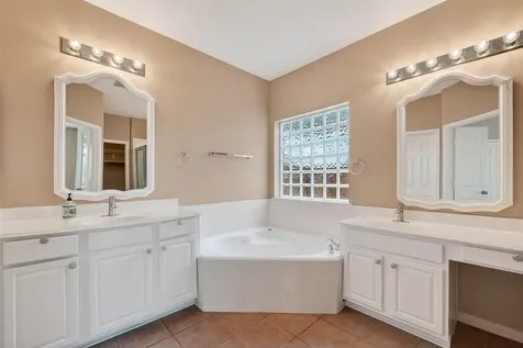 2211 Signal Hill Drive Pearland TX 77584