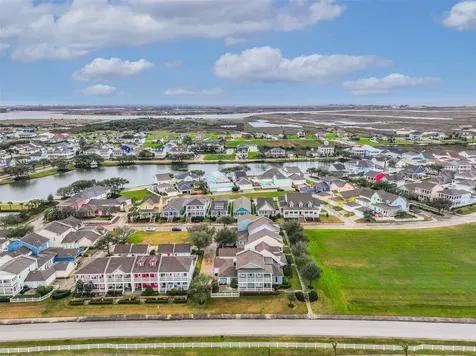 64 Island Passage Galveston TX 77554