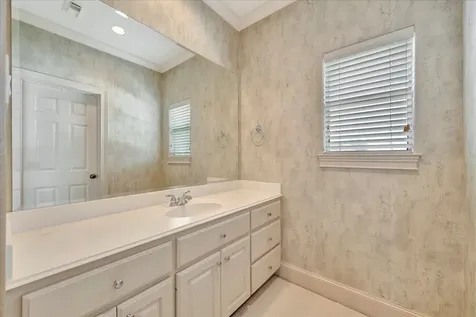 604 Harborside Way Kemah TX 77565