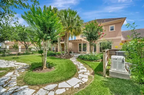 604 Harborside Way Kemah TX 77565