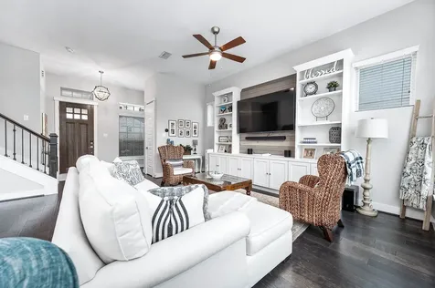 1709 Leilani Drive Houston TX 77055