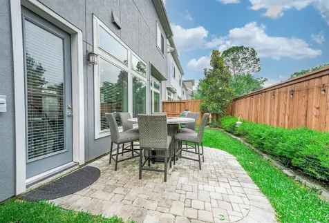 1709 Leilani Drive Houston TX 77055