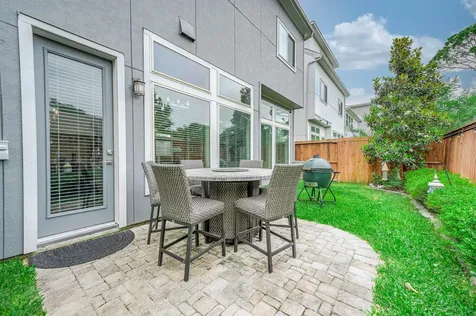1709 Leilani Drive Houston TX 77055