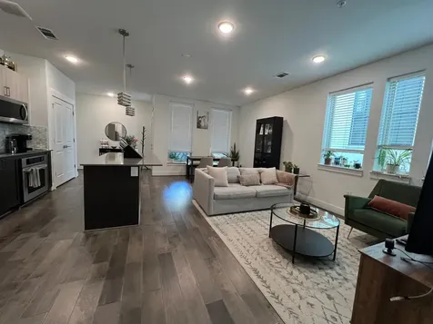 4819 Caroline Street 101 Houston TX 77004