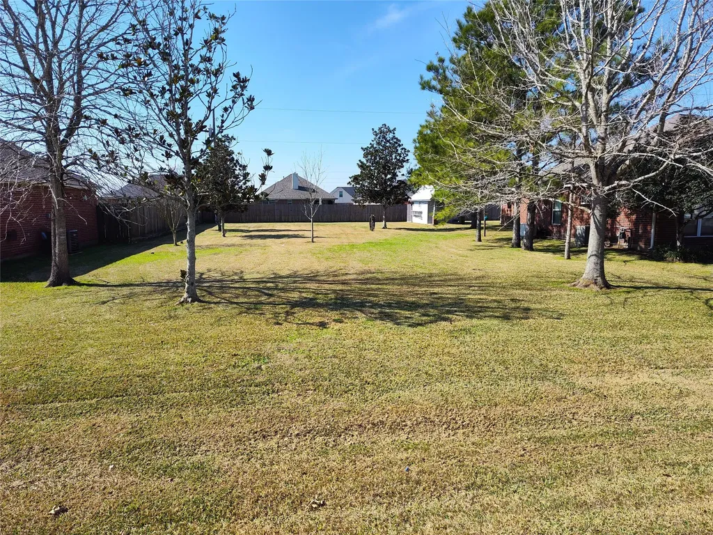 9206 Kostelnik Street Needville TX 77461