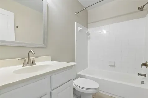 1725 Harvey Mitchell Parkway S 1112 College Station TX 77840