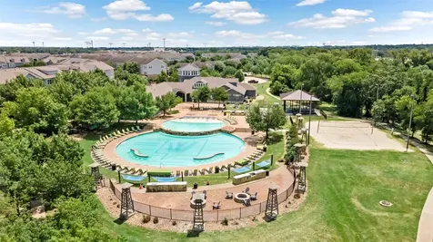 1725 Harvey Mitchell Parkway S 1112 College Station TX 77840