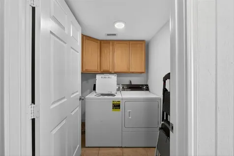 615 7th Street Galveston TX 77550