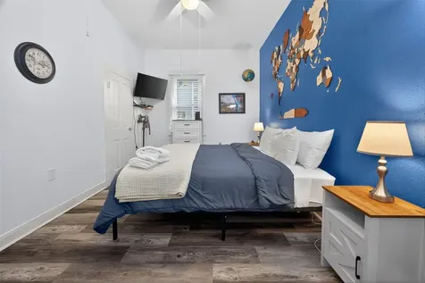 615 7th Street Galveston TX 77550