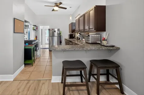 615 7th Street Galveston TX 77550