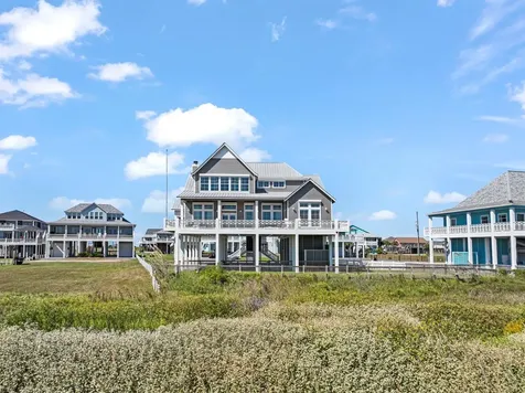 3450 Smiths Point Crystal Beach TX 77650