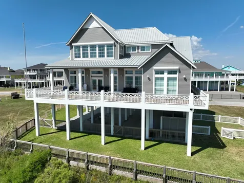 3450 Smiths Point Crystal Beach TX 77650