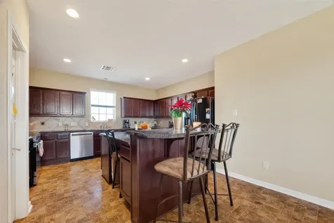 3418 Barbers Hill Road Highlands TX 77562