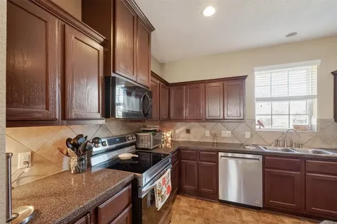 3418 Barbers Hill Road Highlands TX 77562