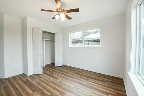 3200 Hoover Street La Marque TX 77568