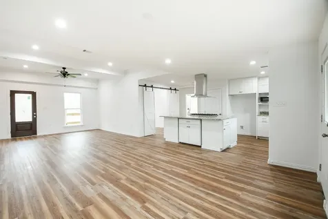 3200 Hoover Street La Marque TX 77568