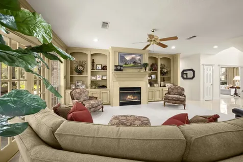 9913 Kleppel Road Tomball TX 77375