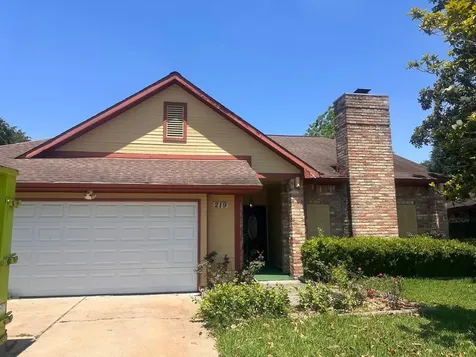 219 Kings Court Stafford TX 77477