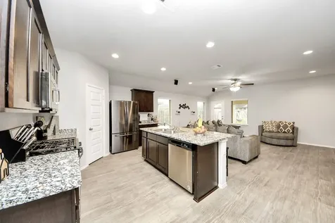 6806 Amber Cliff Lane Richmond TX 77469