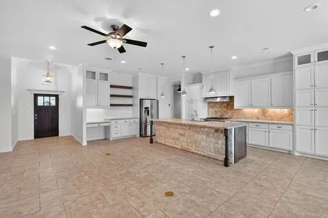 15628 Shady Brook Lane College Station TX 77845