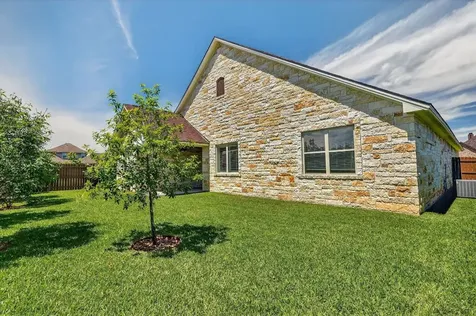 15628 Shady Brook Lane College Station TX 77845