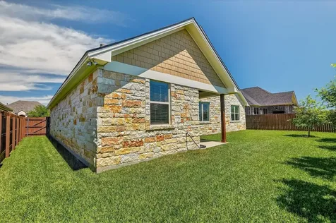 15628 Shady Brook Lane College Station TX 77845
