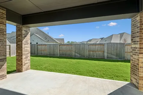 12222 Grassy Bend Drive Mont Belvieu TX 77523