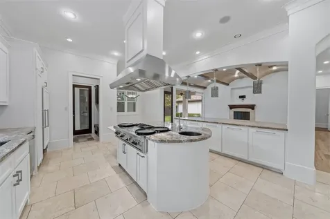 11714 Memorial Drive Houston TX 77024