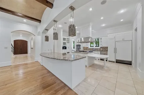11714 Memorial Drive Houston TX 77024